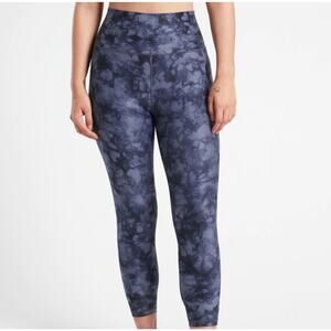Athleta Salutation Stash Pocket II Print 7/8 Legging Size S Tie Dye NWT